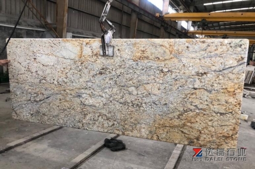 Dalei Stone Golden Crystal Granite Countertops From China